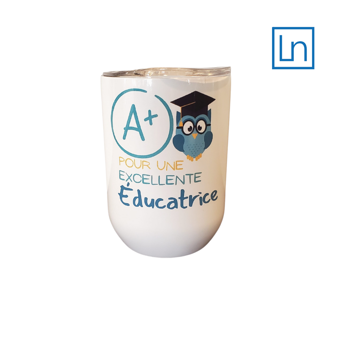 Verre à vin pour une excellente Éducatrice Vert