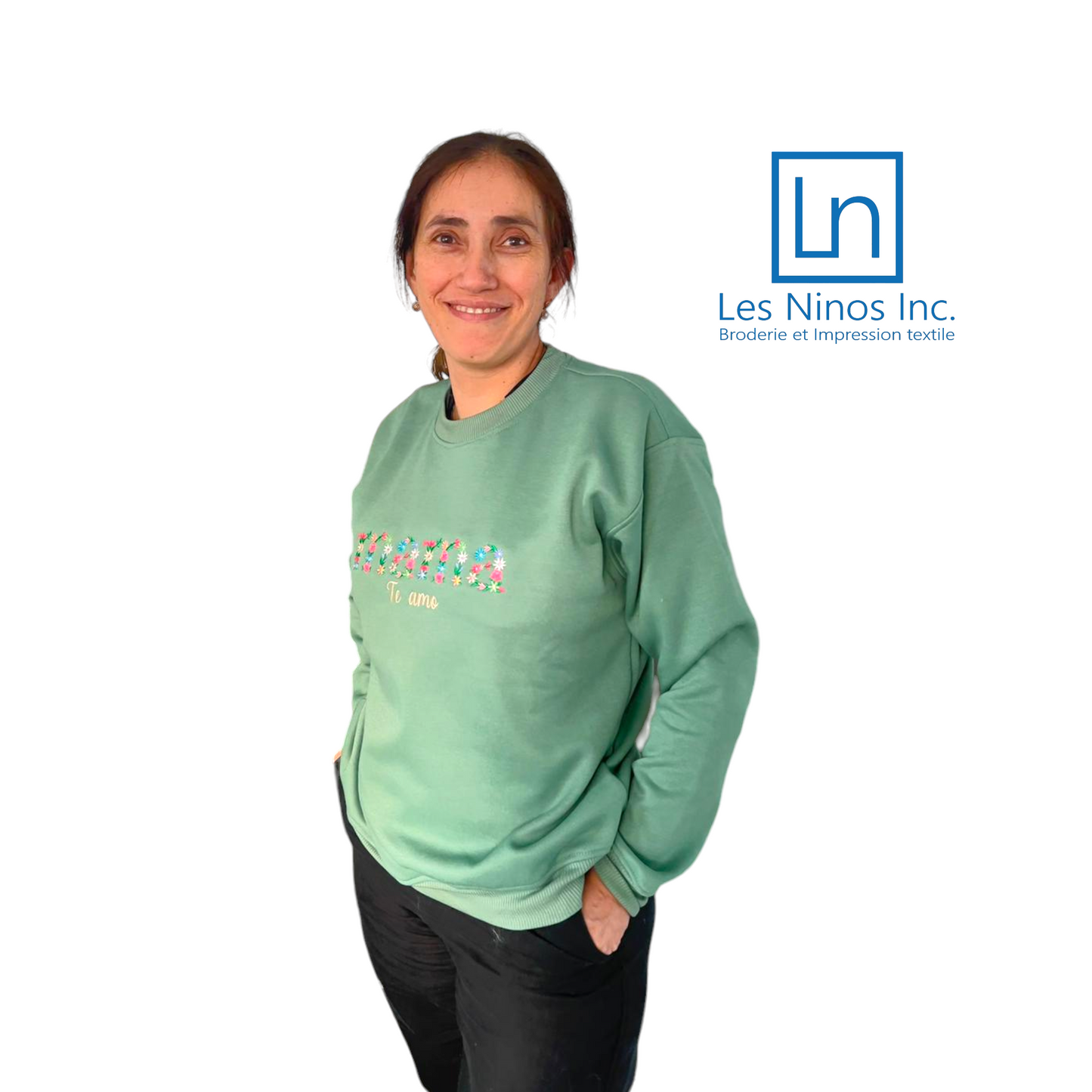 Crewneck brodé avec fleurs Mama